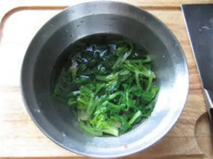 Make Egg soup step 1