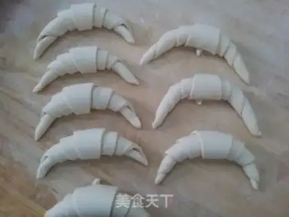Make The croissant step 6