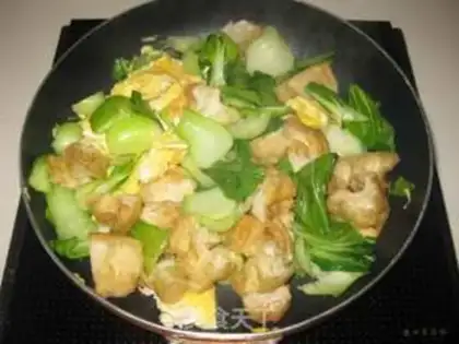 Make Eggs and greens step 7