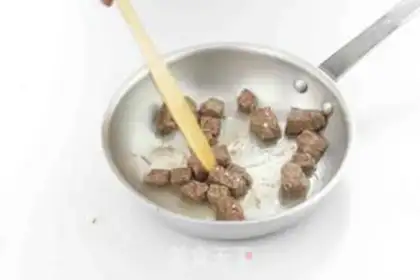 Make Pyramid beef step 1