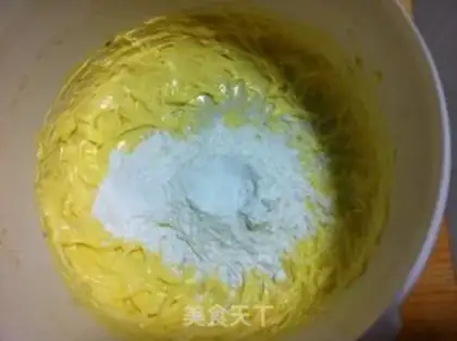 Make Gold full of coconut balls step 0