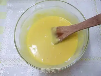 Make Blueberry jam cake rolls step 5