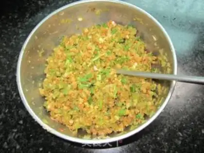 Make Onion slag pot sticker step 3
