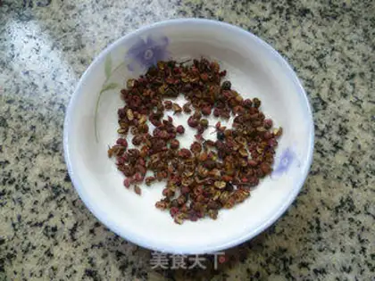 Make Spicy pork step 1