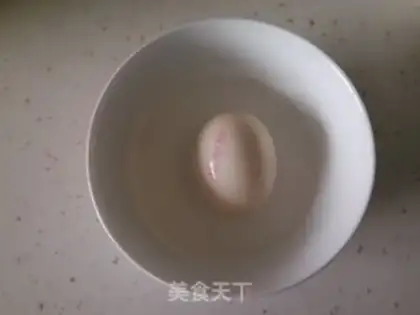 Make Salted eggs of hearts step 1
