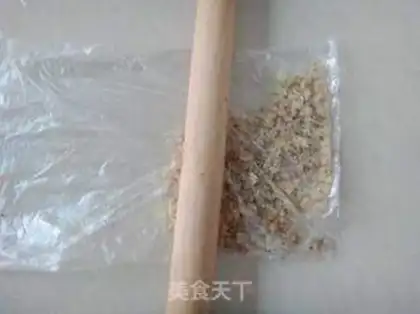 Make walnut sesame cake step 2