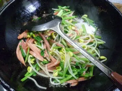 Make Cream beef sausage fried soybeans step 10