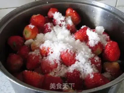Make Strawberry jam step 2