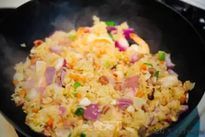 Make Shrimp rice step 4