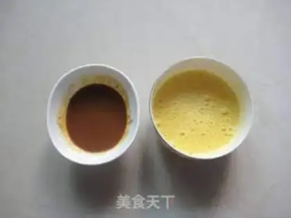 Make Soy fried eggs step 1