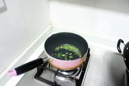 Make Plum eggs step 1