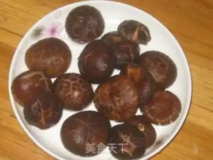 Make The family mushrooms step 2