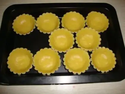 Make Milk and egg cream step 0