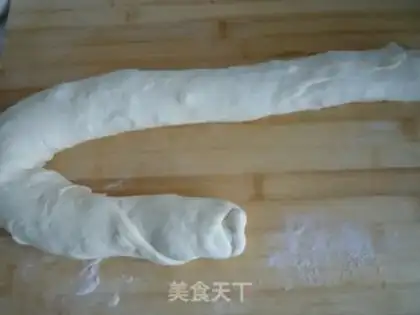 Make Onion rolls step 5