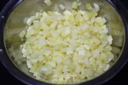 Make Pineapple granule jam step 2