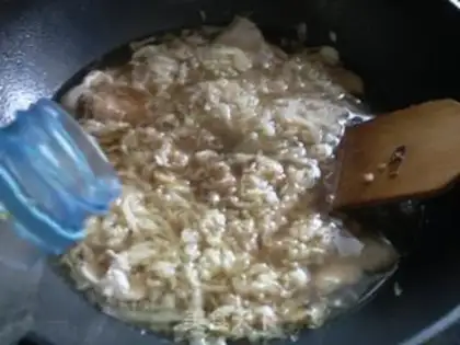 Make Pots of sour sauce step 8