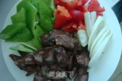 Make Double pepper fried sausage step 0