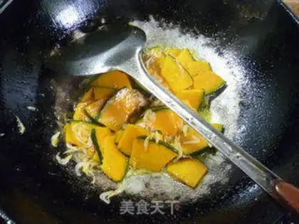 Make Shrimp skin fried Japanese pumpkins step 7