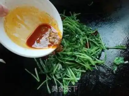 Make Scrambled radish step 7