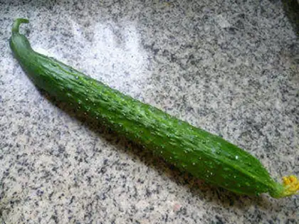 Make The cucumber with olives step 0