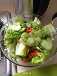 Make Vegetable salad step 1