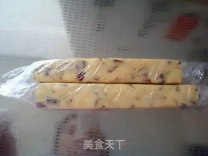Make Red-tree cookies step 12