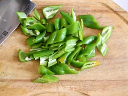 Make Toad pepper and fried eggs step 0