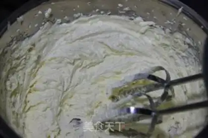 Make Heart-to-heart cookies step 2