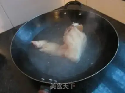Make Pork hoof step 0