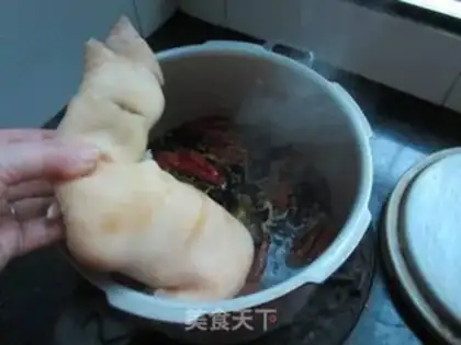 Make Pork hoof step 2