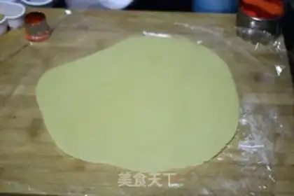 Make Heart-to-heart cookies step 11