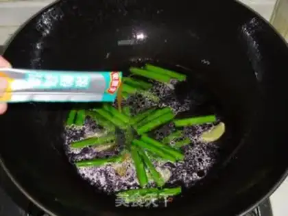 Make Shrimp pasta soup step 4