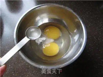 Make Goose eggs and garlic step 4