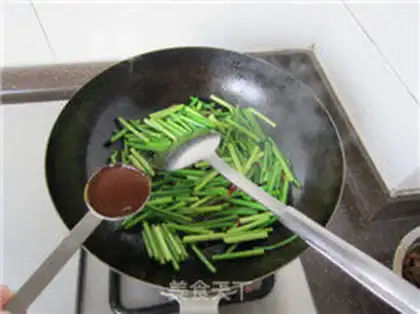 Make Beef and garlic step 11