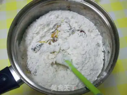 Make Red-tree malt cookies step 5