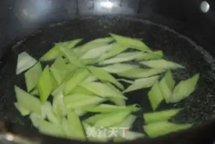 Make Silicon lily step 4