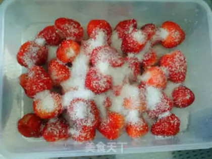 Make Strawberry jam step 3