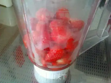 Make Strawberry jam step 4