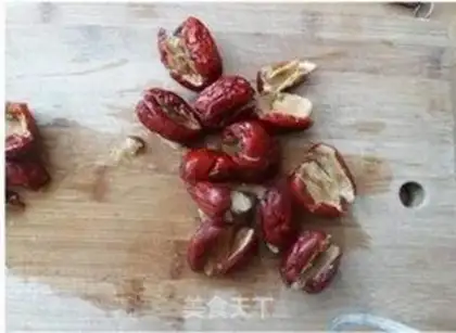 Make walnut date rice step 2