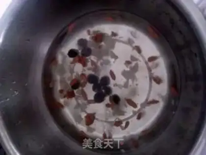 Make Gin Cinnamon step 1