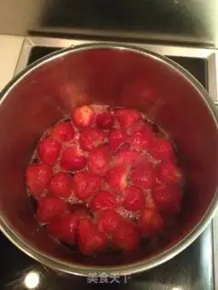 Make Strawberry jam step 3