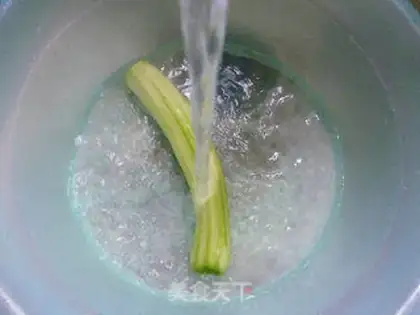 Make The spinach is on fire step 1