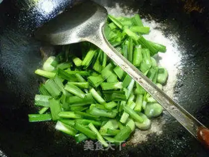 Make Scrambled beans step 8