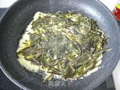 Make Sea omelet step 6