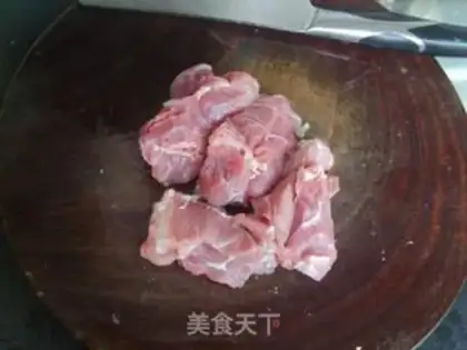 Make The Four Fruit Pig Show step 1