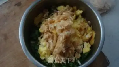 Make An egg box of celery step 3