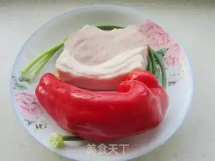 Make The meat and the garlic step 0