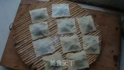 Make An egg box of celery step 7