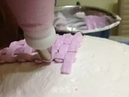 Make Basket cake step 11