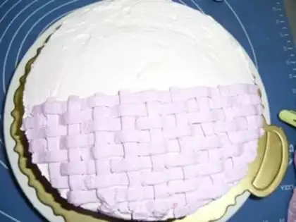Make Basket cake step 12